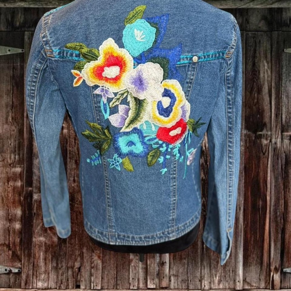 Vintage Embroidered Denim Jacket Floral Western Festival Size PM